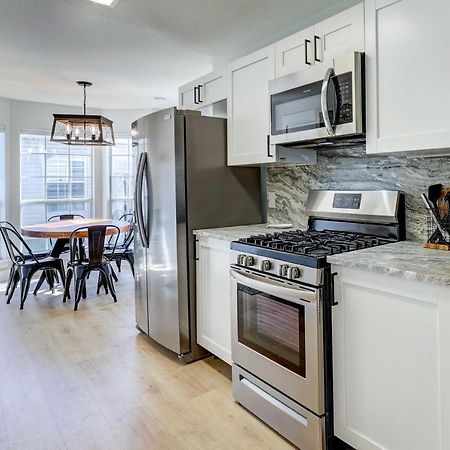 Chic Bentonville Home With Patio And Fire Pit! Extérieur photo